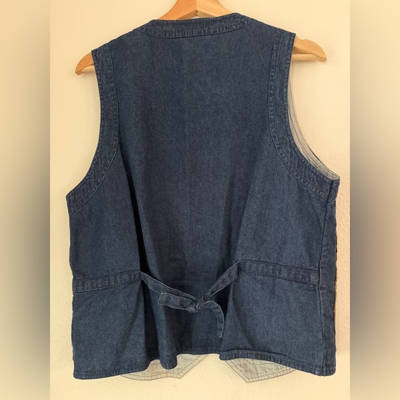 Vintage Casey And Max Denim Paisley Vest Size Medium All Seasons - Picture 2 of 10